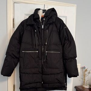 OROLAYBlack Puffer Jacket with Zipper Details NWT